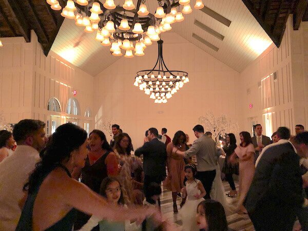 guests enjoying the wedding reception and the music at the Ryland Inn NJ