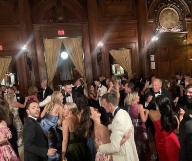 full dance floor at nyc wedding