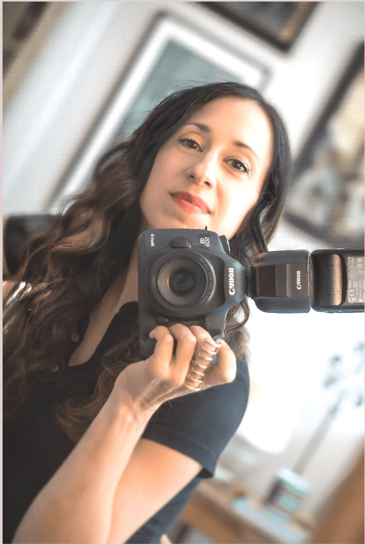 ahna tessler headshot